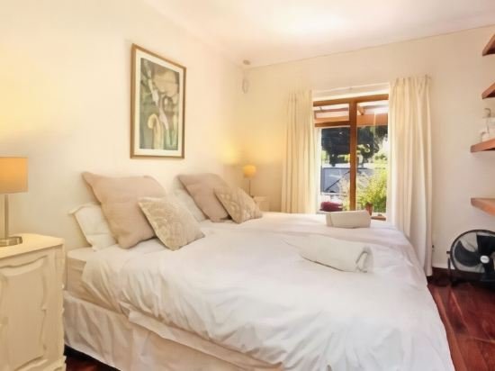 Фото Constantia Villa