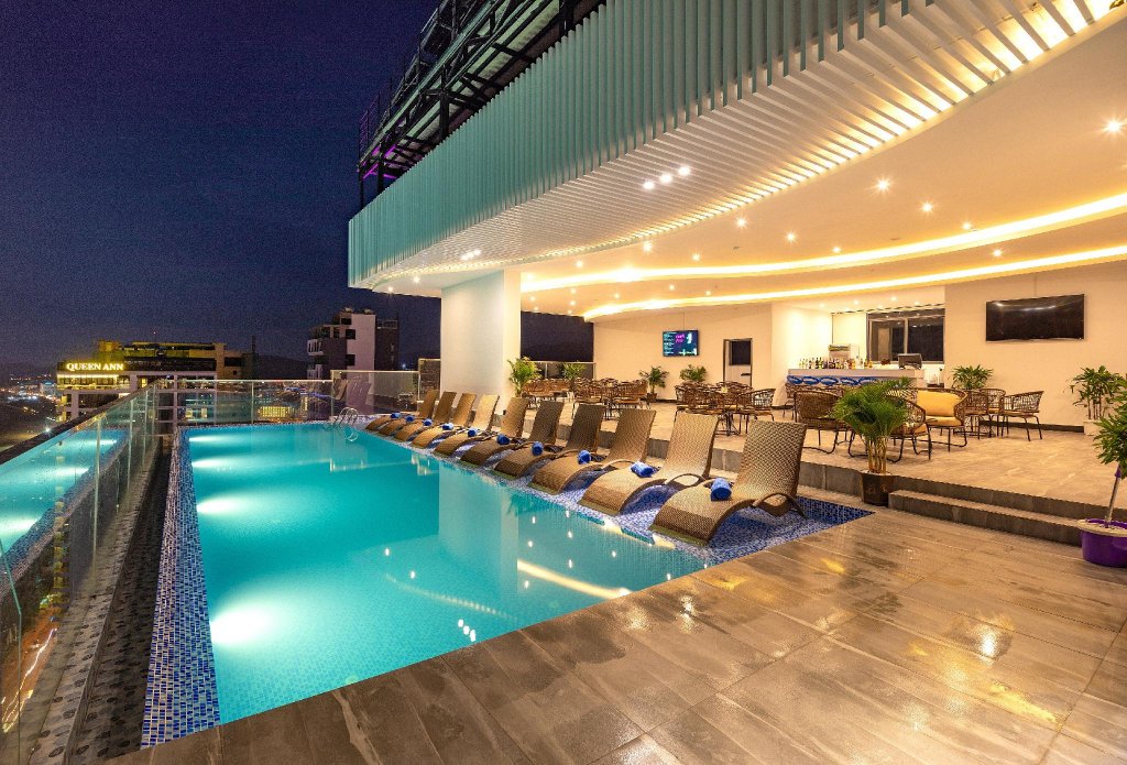 Фото Majestic Premium Hotel