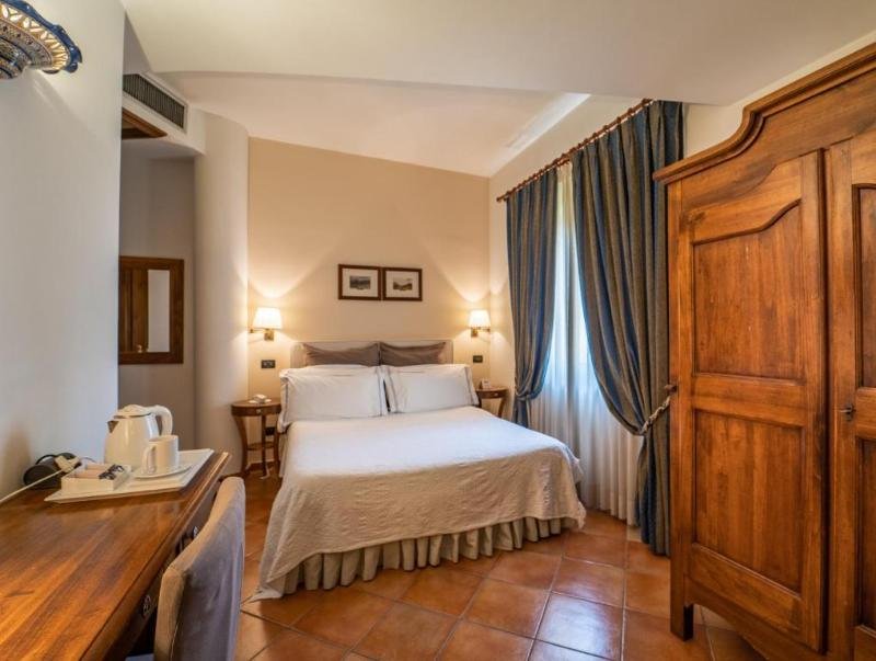 Фото Hotel Casal dell'Angelo