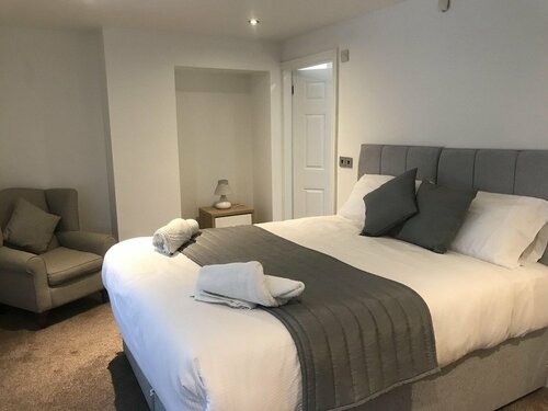 Гостиница Beach House - 1 Bedroom Apartment в Саутпорте