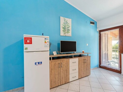 Гостиница Modern Holiday Home in Jasenice With Veranda