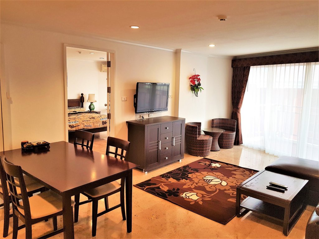 Фото Spacious 2 Bedroom in Great Location Royal Hill Resort Pattaya