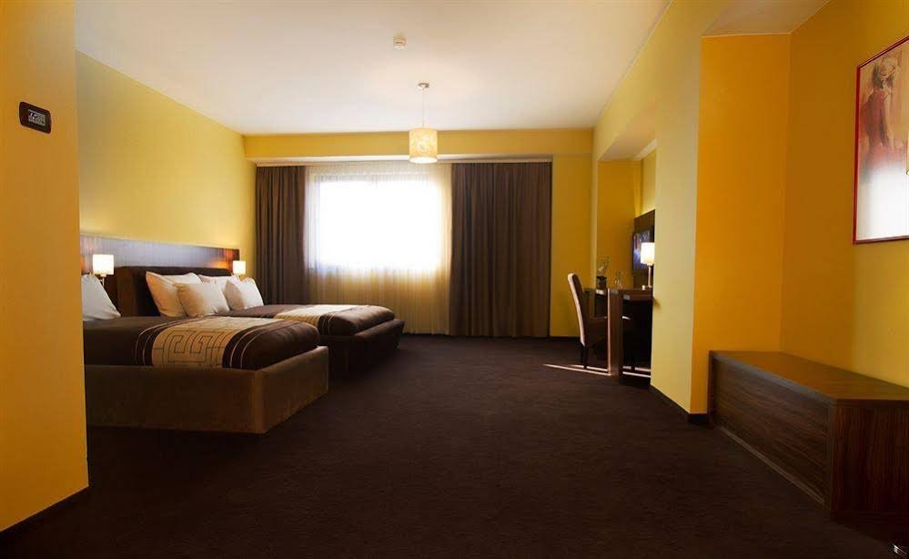 Фото Hotel Sirius