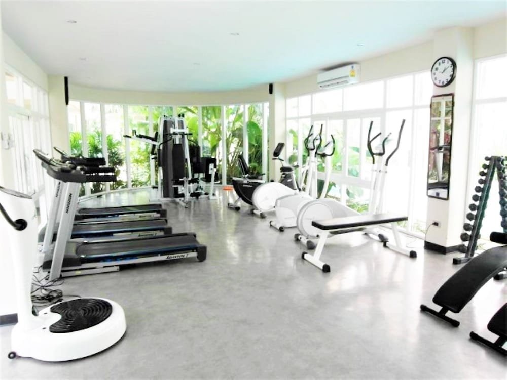 Фото Park Lane Studio Apartment With Swimming Pool View Pattaya