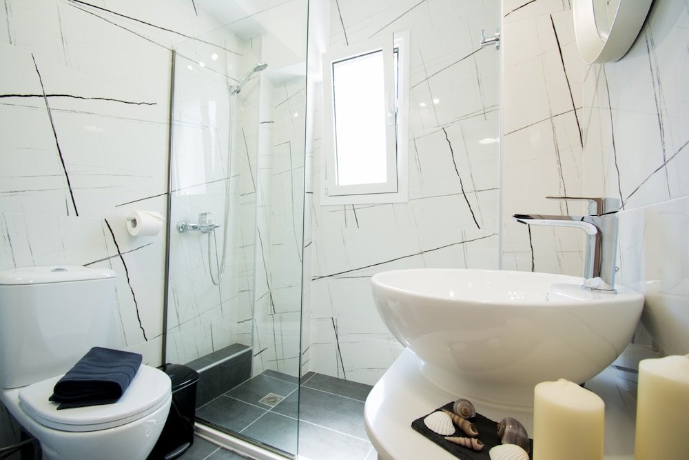 Фото Semes Luxury Apartments by Estia