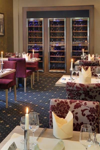 Фото Hotel Am Schloss Aurich Schlossresidenz