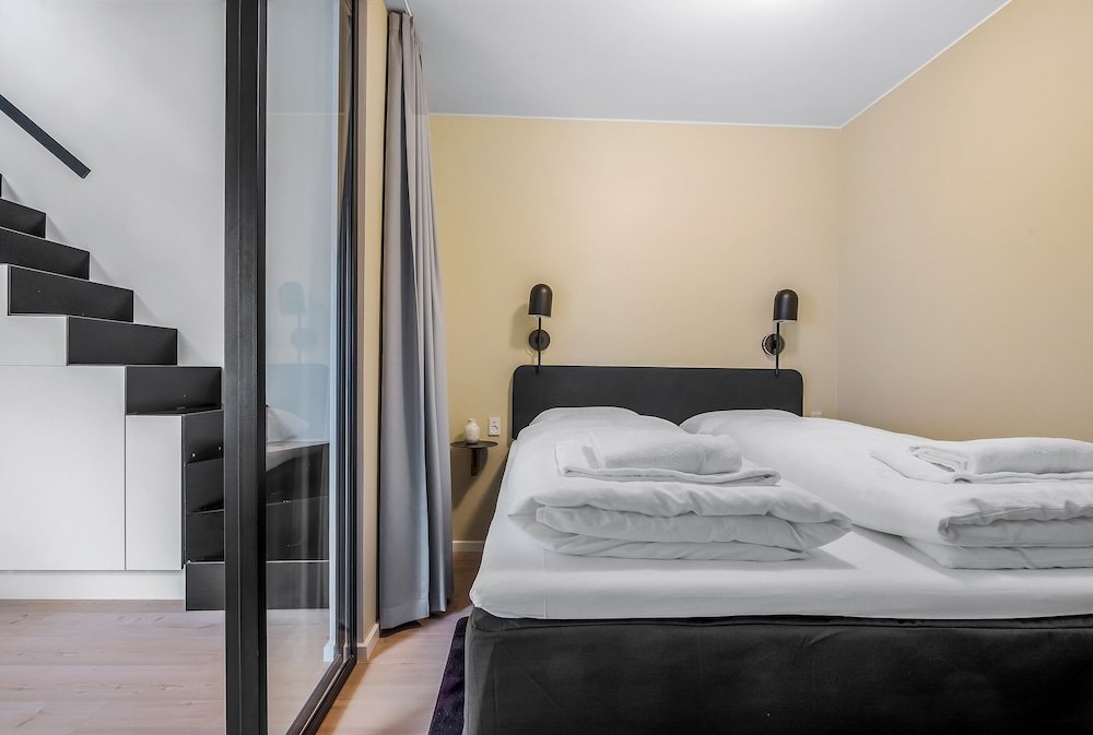 Фото Apēron Apartment Hotel