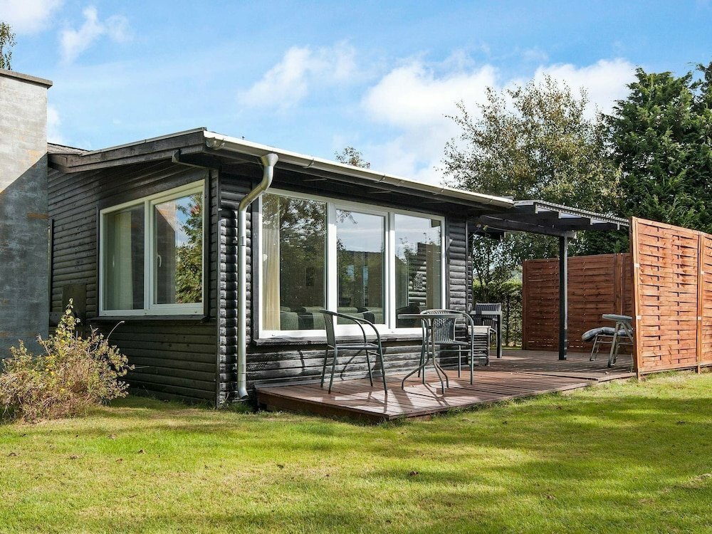 Hotel Chic Holiday Home in Børkop with Terrace, Region of Southern Denmark, photo