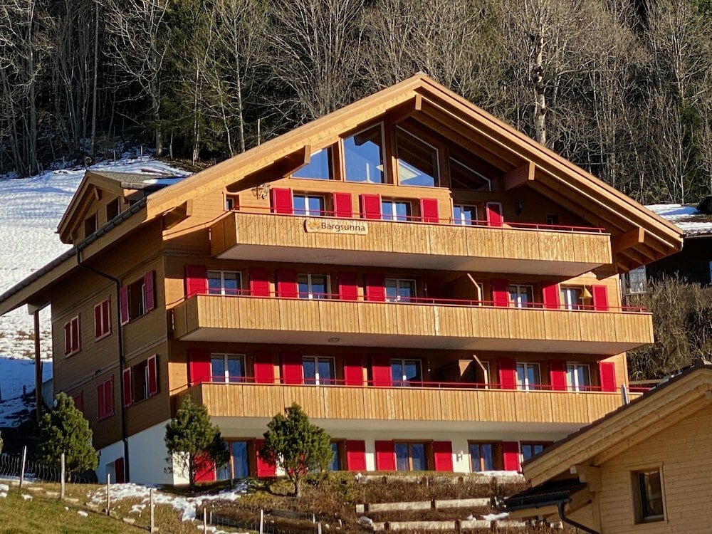 Hotel Chalet Bärgsunna Penthouse, Canton of Bern, photo