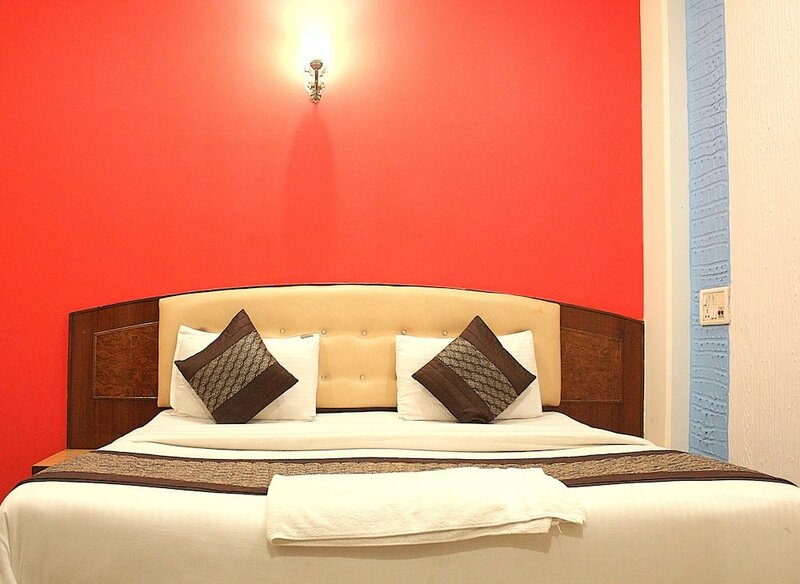 Гостиница Hotel Shree Radhe Krishan в Дели