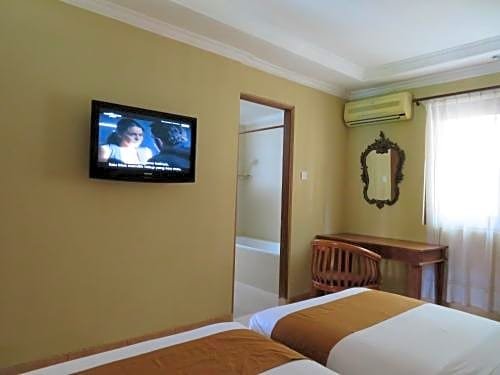 Фото BaliRa Airport Hotel