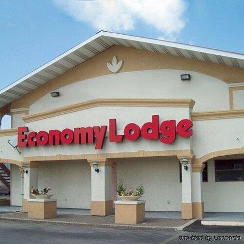 Гостиница Economy Lodge Texas City Refinery