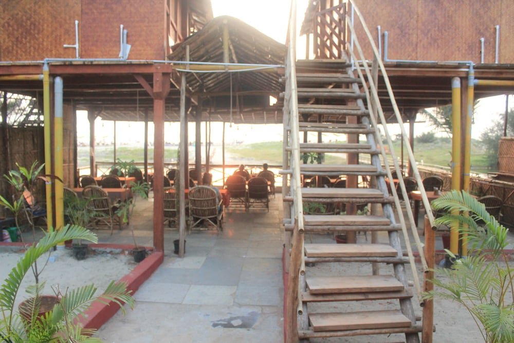 Фото Sunset & Waves Resort