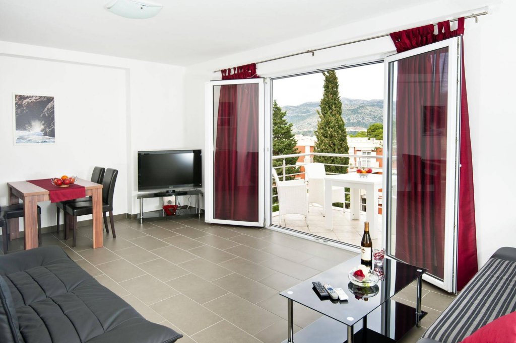 Фото California Apartments III