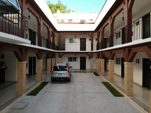 Гостиница Hotel Nukuch Nah в Сан-Кристобаль-де-лас-Касасе