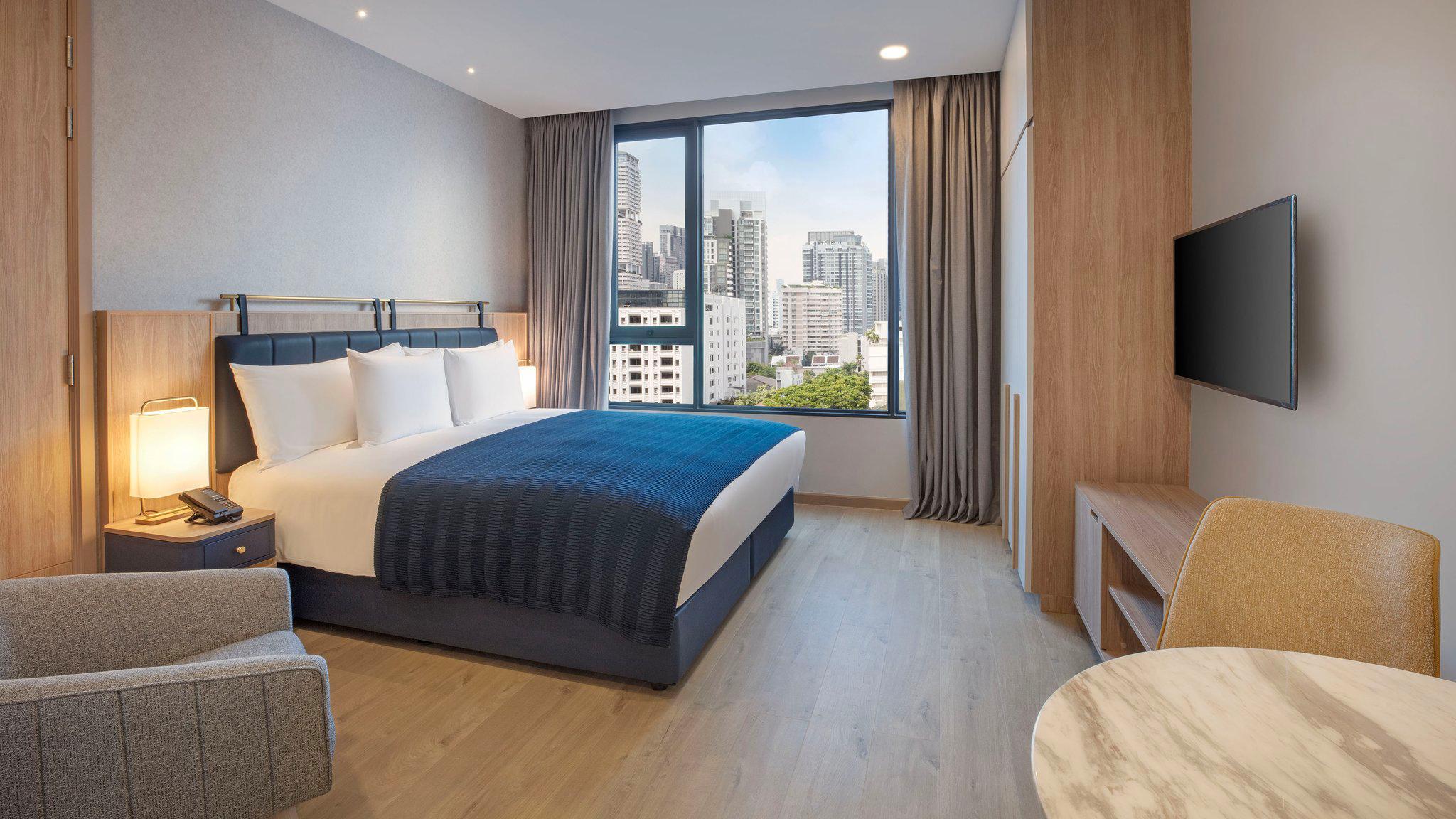 Фото Staybridge Suites Bangkok Thonglor - Sha Extra Plus