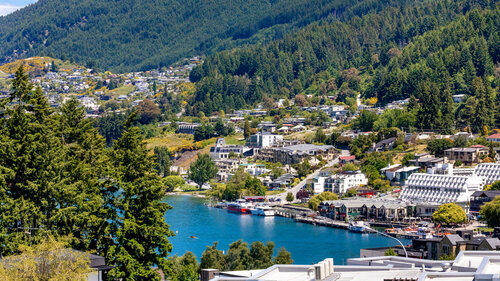Гостиница Holiday Inn Express & Suites Queenstown, an Ihg Hotel в Куинстауне