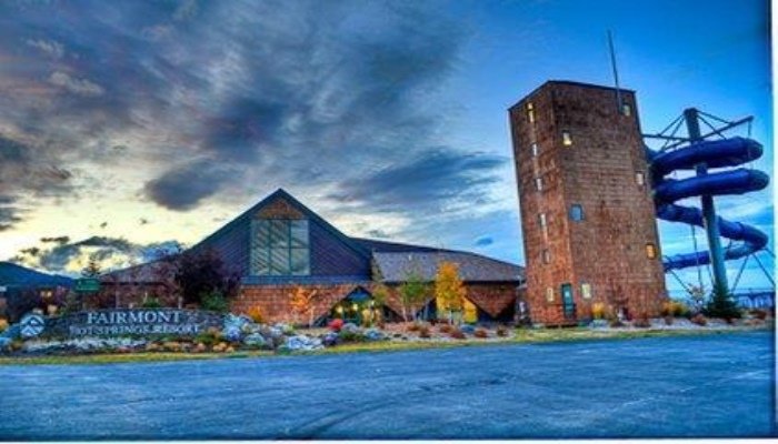 Фото Fairmont Hot Springs Resort