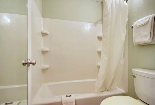Гостиница North Charleston Inn в Норт-Чарлстоне