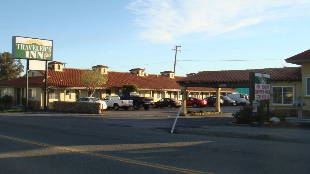 Фото Traveler's Inn