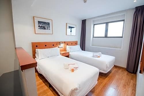 Фото Petit Palace Cliper Gran Vía