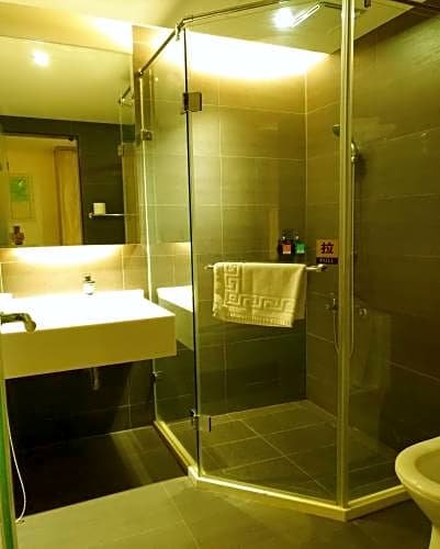 Фото Travel Light Hotel