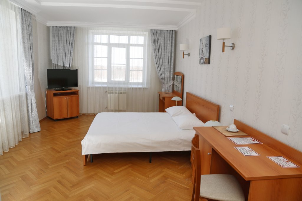 Фото Пионер