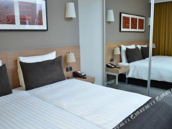 Фото Adina Apartment Hotel Hamburg Michel