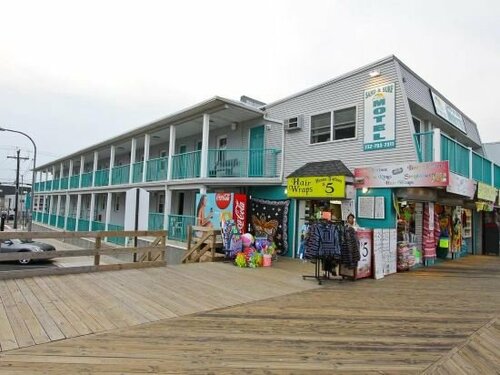 Гостиница Boardwalk Sand & Surf Inn Oceanfront