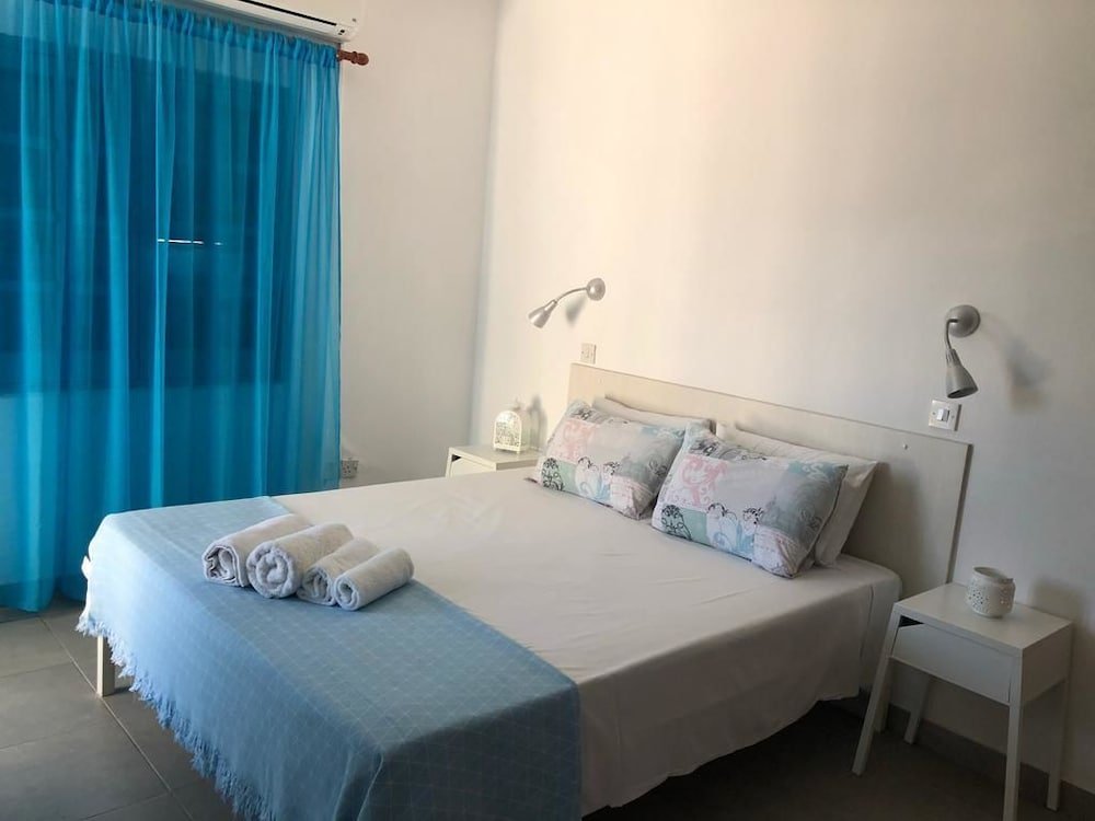 Фото Light & Blue Marelia Apartments