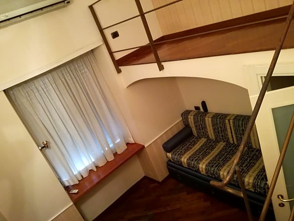 Фото Hotel Suite Ares