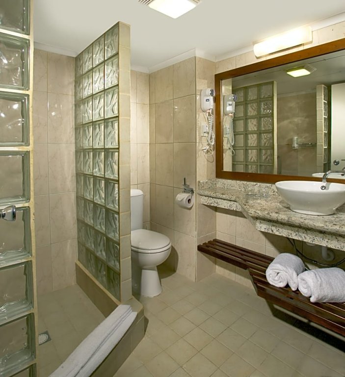 Фото Amsterdam Manor Beach Resort