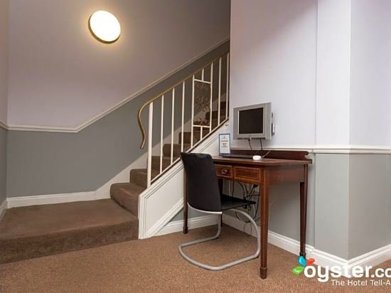 Фото Sure Hotel by Best Western Reading