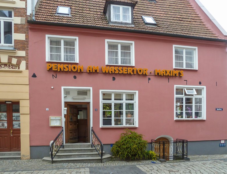 Фото отеля 1