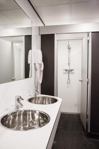 Фото The Flying Pig Downtown