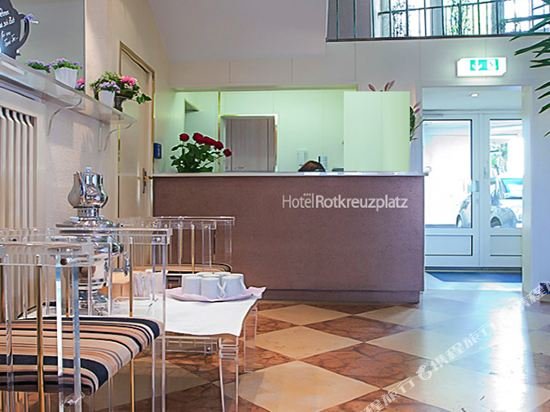Фото Hotel Rotkreuzplatz