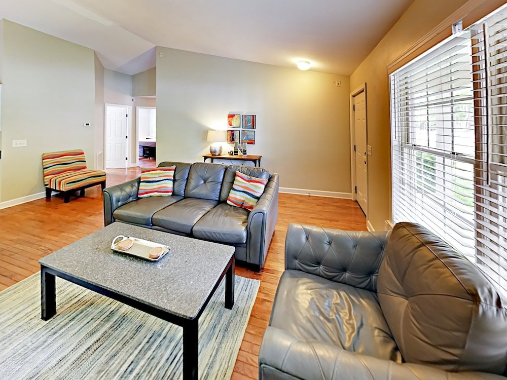 Фото 3br Stylish Cottage East Nashville by Redawning