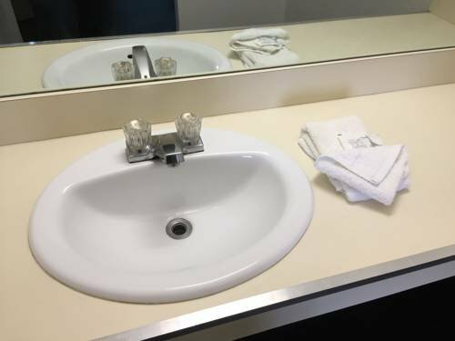 Гостиница Vista Inn Motel в Оушенсайде