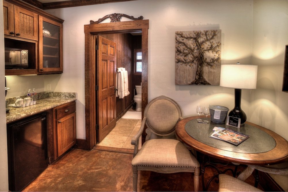 Фото The Evers House