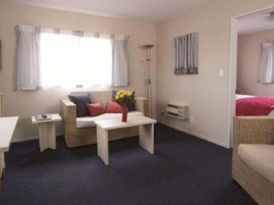 Фото Addington Court Motel