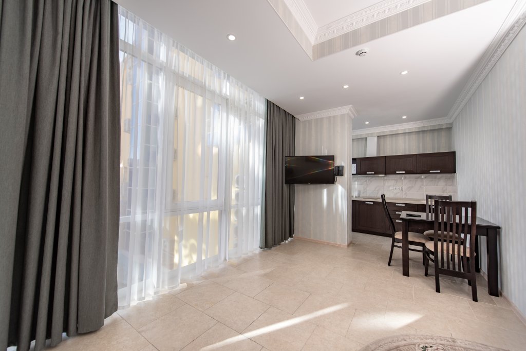 Фото Атлант Люкс