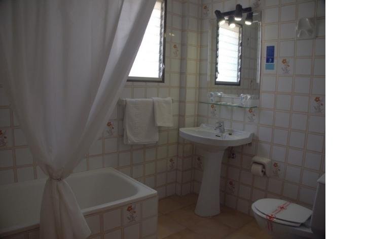 Фото Hotel Tres Jotas