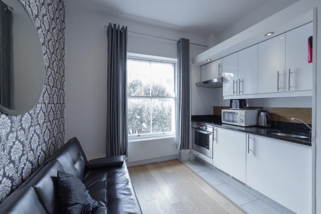 Фото Hyde Park Superior Apartments