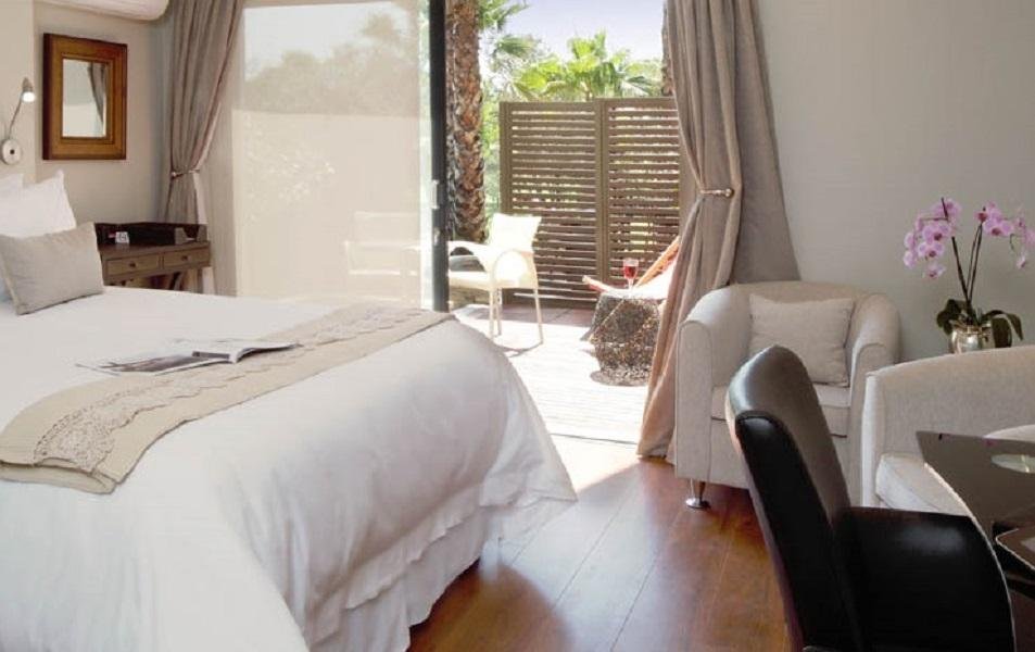 Фото The Lakes Boutique Lodge