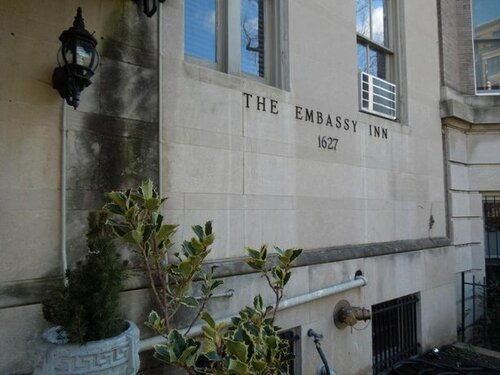 Гостиница Embassy Inn Hotel Washington D. C. в Вашингтоне