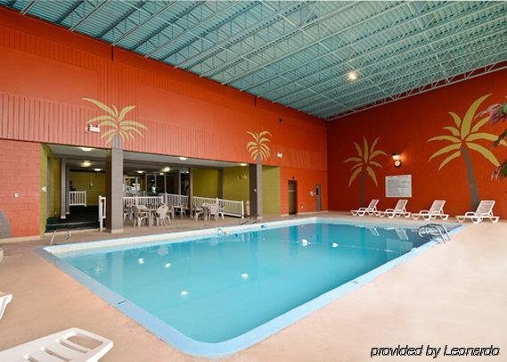 Фото Travelodge by Wyndham Edmundston