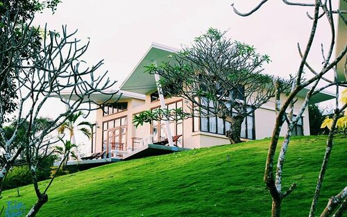 Гостиница Lazi Beach - Mom Da Chim Resort в Буонметхуоте