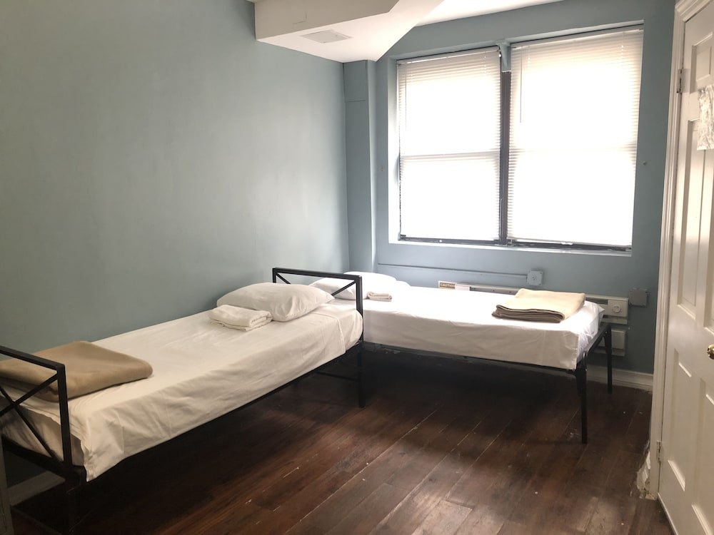 Фото Chelsea International Hostel