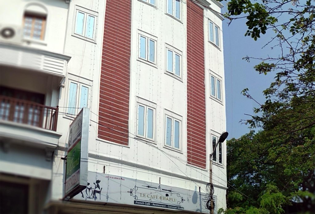 Фото отеля 1