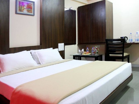 Фото Hotel Yash Executive